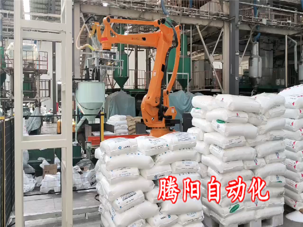 解放雙手，智控未來——拆包投料上料機器人，效率倍增的選擇
